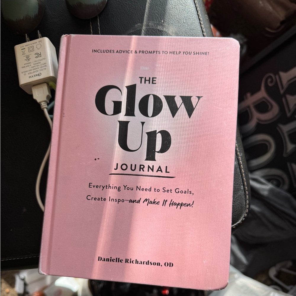 The Glow Up Journal - Pink